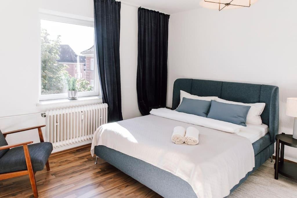 Komplett Neu: 2-Zi Zentral Im Altbau. 24H-Checkin 基尔 外观 照片